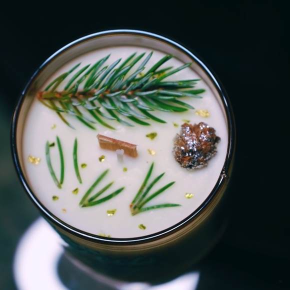 Scented True Pine Candle | Aromatherapy Bliss with Eco-Friendly Repurpose jars - Picture 2 of 3